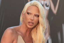 &lt;p&gt;Jelena Karleusa&lt;/p&gt;