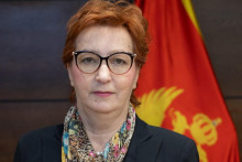 &lt;p&gt;Zdenka Popović&lt;/p&gt;