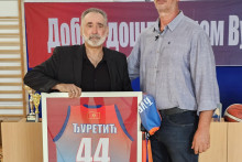 &lt;p&gt;Dragan Đuretić i Srđan Radonjić, predsjednik KK vukovi&lt;/p&gt;