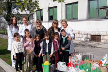 &lt;p&gt;Učenici OŠ Ratko Žaric u posjetu Dječjoj bolnici Nikšić&lt;/p&gt;