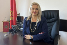 &lt;p&gt;Dragana Lukšić&lt;/p&gt;