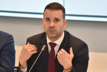 &lt;p&gt;Milojko Spajić, predstavljanje budžeta za 2025, press&lt;/p&gt;