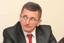 &lt;p&gt;Veselin Radulović&lt;/p&gt;