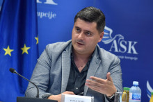 &lt;p&gt;Pavle Ćupić&lt;/p&gt;