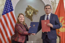 &lt;p&gt;Američka ambasadorka Džudi Rajzing Rajnke i ministar vanjskih poslova Ervin Ibrahimović&lt;/p&gt;