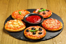 &lt;p&gt;MIni pizza&lt;/p&gt;