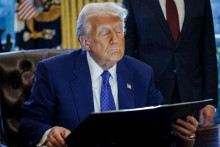 &lt;p&gt;Donald Tramp&lt;/p&gt;