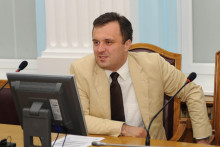 <p>Вујовић</p>