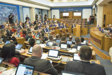 &lt;p&gt;Skupština Crne Gore nastavlja sa radom&lt;/p&gt;