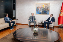 &lt;p&gt;Spajić sa predstavnicima opština:&lt;/p&gt;