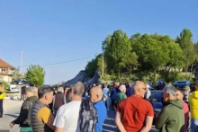 &lt;p&gt;dvosatna blokada u kruševom ždrijelu&lt;/p&gt;