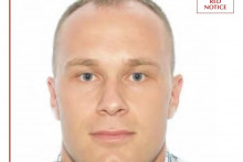 &lt;p&gt;Međunarodna potjernica za Radojem Zvicerom&lt;/p&gt;