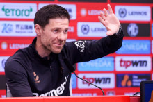 &lt;p&gt;Ćabi Alonso&lt;/p&gt;