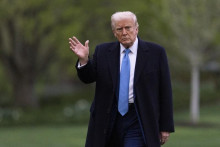&lt;p&gt;Donald Tramp&lt;/p&gt;
