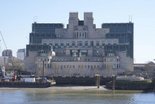 &lt;p&gt;Centrala službe Mi6&lt;/p&gt;