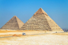 <p>Piramide u Egiptu</p>