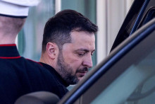 &lt;p&gt;Volodimir Zelenski&lt;/p&gt;