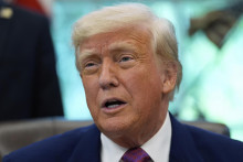 &lt;p&gt;Donald Tramp&lt;/p&gt;