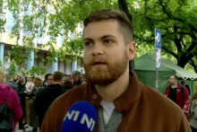 &lt;p&gt;Milan Čanak, sin Marije Vasić&lt;/p&gt;