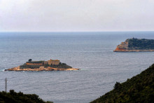 &lt;p&gt;Mamula&lt;/p&gt;