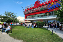 &lt;p&gt;Zagrebački Arena centar evakuisan&lt;/p&gt;