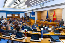 &lt;p&gt;Sa jučerašnje sjednice&lt;/p&gt;