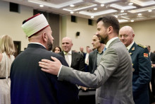&lt;p&gt;Jakov MIlatović na prijemu povodom Kurban bajrama&lt;/p&gt;