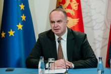 &lt;p&gt;Nik Đeljošaj&lt;/p&gt;