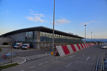 &lt;p&gt;Aerodrom Podgorica&lt;/p&gt;
