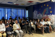 <p>Ograničen napredak u Poglavlju 27 i Poglavlju 15</p>