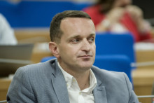 &lt;p&gt;Miodrag Đuričković&lt;/p&gt;