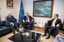 &lt;p&gt;Aleksa Bečić sa čelnicima Vojske Crne Gore&lt;/p&gt;