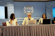 &lt;p&gt;Pelević, Lorca i Mihić Tešanović&lt;/p&gt;