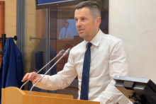 &lt;p&gt;Saša Mujović&lt;/p&gt;