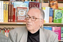 &lt;p&gt;Миодраг Ћупић&lt;/p&gt;
