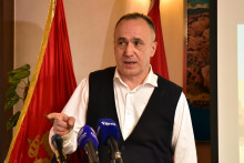 &lt;p&gt;Miljan Perović&lt;/p&gt;