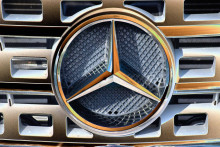 &lt;p&gt;Logo Mercedesa&lt;/p&gt;