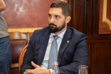 &lt;p&gt;Momčilo Leković&lt;/p&gt;