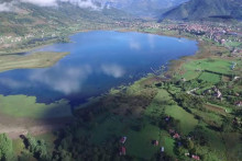 &lt;p&gt;Pogled na Plav i Plavsko jezero&lt;/p&gt;