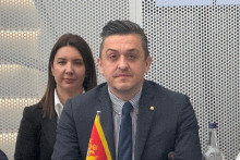 &lt;p&gt;Novica Vuković&lt;/p&gt;