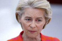 &lt;p&gt;Ursula fon der Lajen&lt;/p&gt;